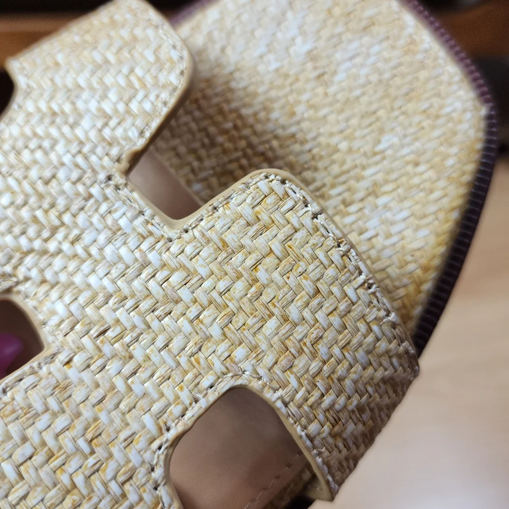 Steve Madden‎ / Madden Girl Hailey Raffia Beige Slide On Flat Sandals Size 9